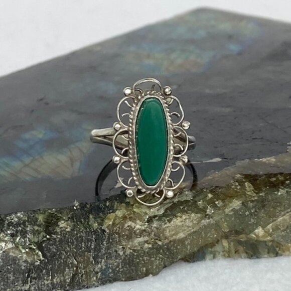 VTG Sterling Silver 925 Filigree Scrollwork Oval Bezel Set Green Onyx Ring 5.5 - Picture 1 of 16